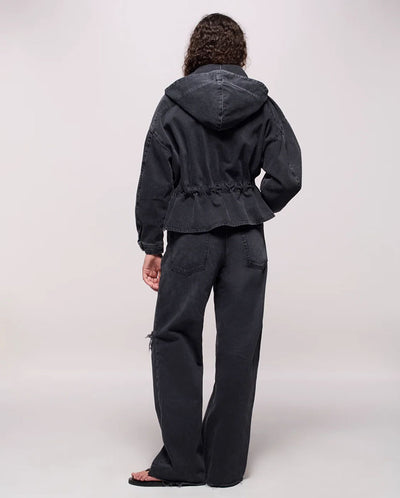 Hooded Popover - Hurricane