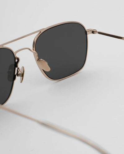 Dion Gold - Green Solid Lens