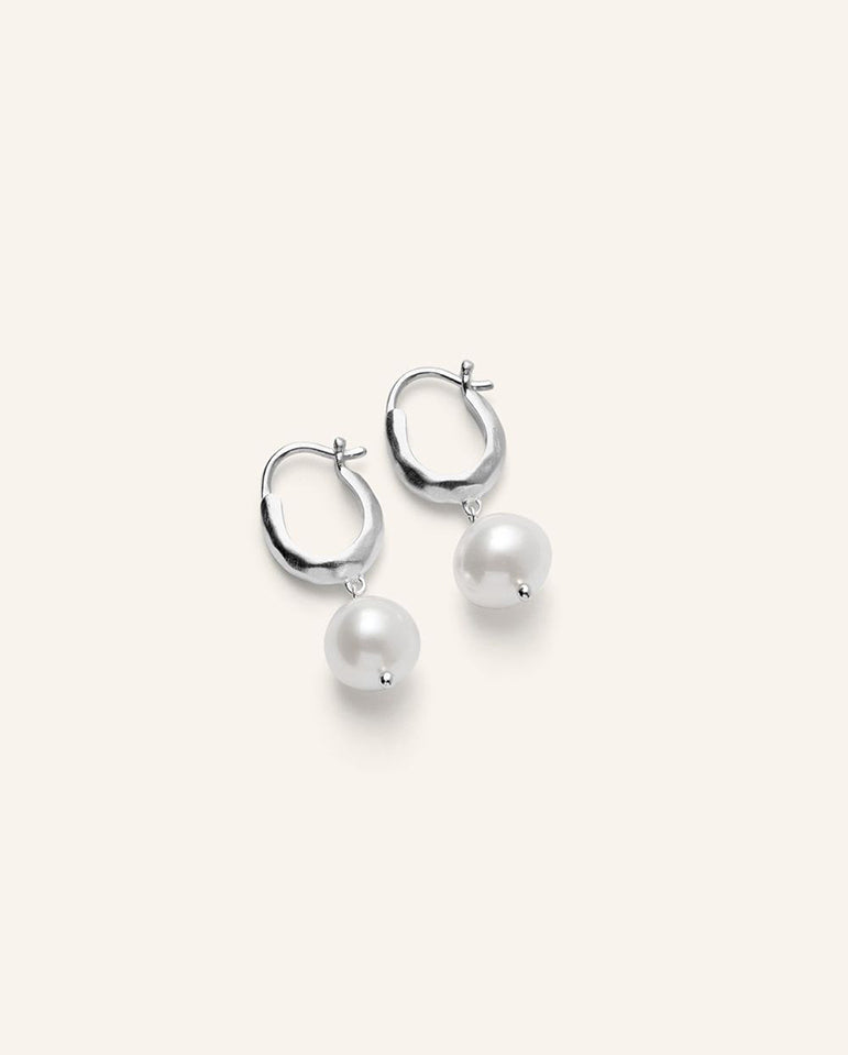 Pearl Blossom Earring - Silver