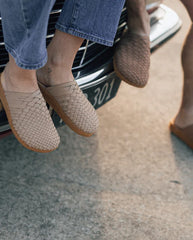 COLONY - TAUPE/TAN