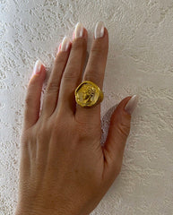 Hermis Signet Ring - Gold