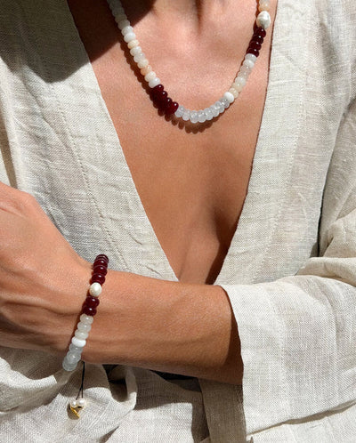 Kompoloi Bracelet - Gold/Multi Stone
