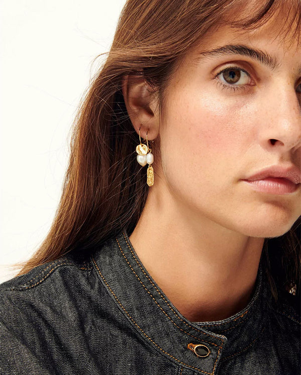 Soren pearl Asymetric Earrings GOLD