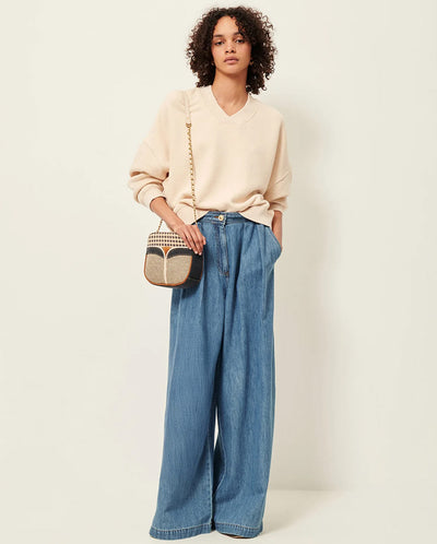 Vechill V-Neck Sweatshirt - Oat Milk